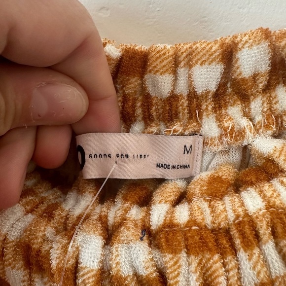 NWT Kohls SO Brand Gold Cropped Gingham Checkered Smocked Peplum Tank Sz Medium - Picture 4 of 7